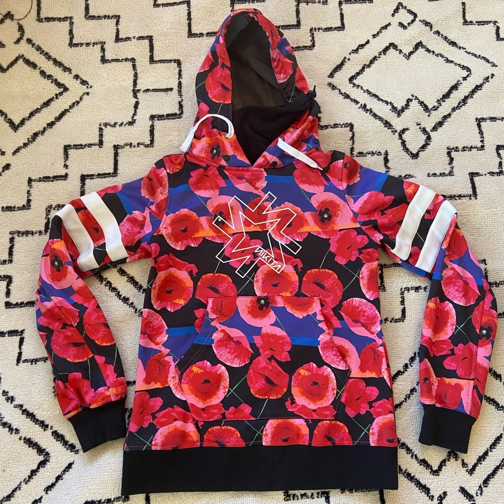 Nikita Clothing technical Sweatshirt Small
